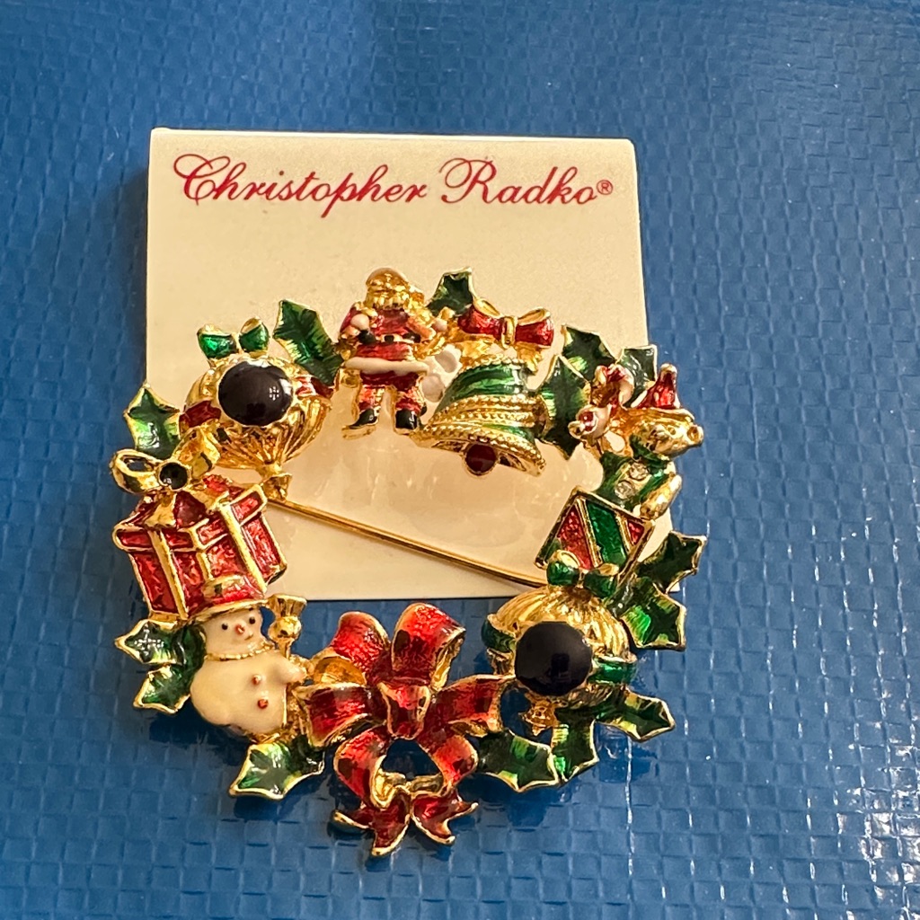 Christopher Radko Christmas Wreath Brooch 28$